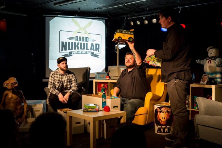 Gewinnspiel 2x2 Tickets für RADIO NUKULAR im Capitol